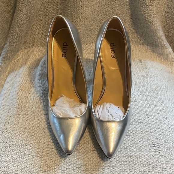 Shiny Silver High Heels - Picture 1 of 7